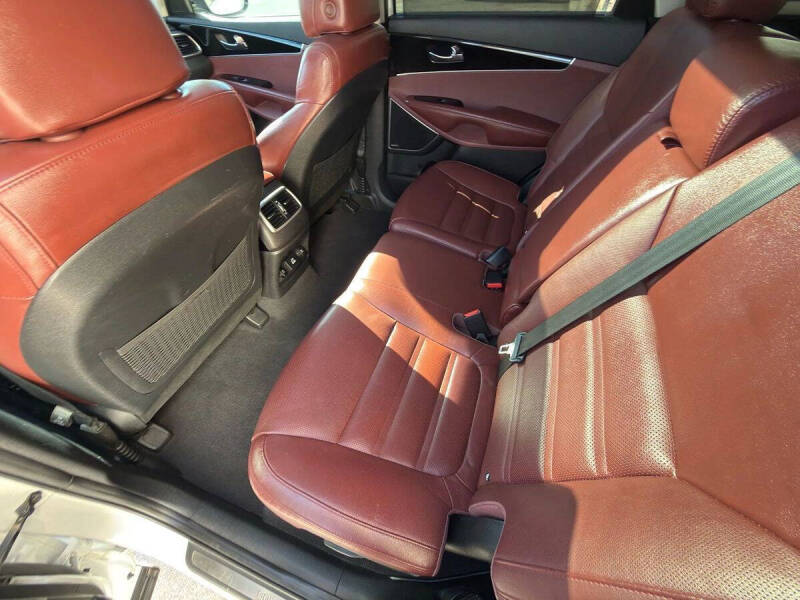 2017 Kia Sorento SX V6