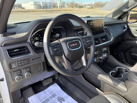 2023 GMC Yukon AT4
