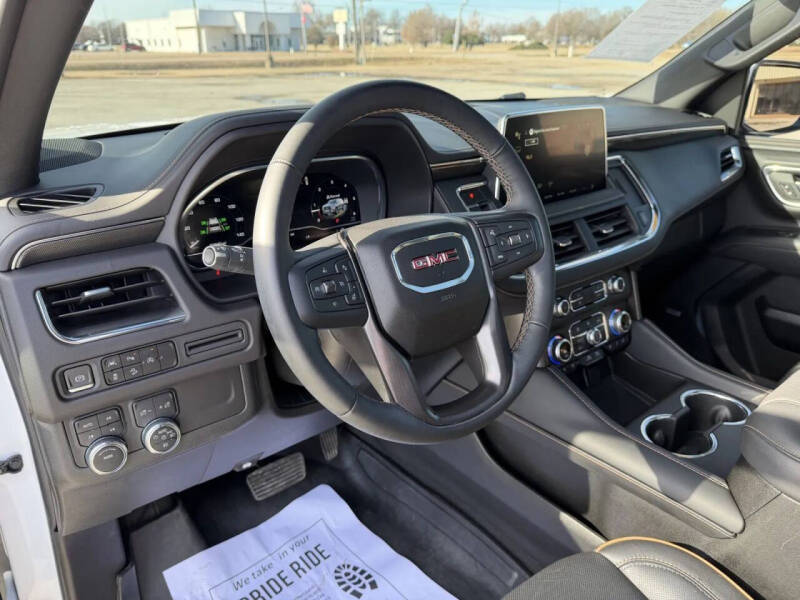 2023 GMC Yukon AT4