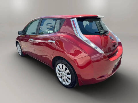2015 Nissan LEAF S