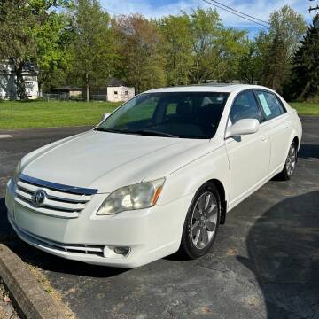 2006 Toyota Avalon for sale at Jay's Auto Sales Inc in Wadsworth OH