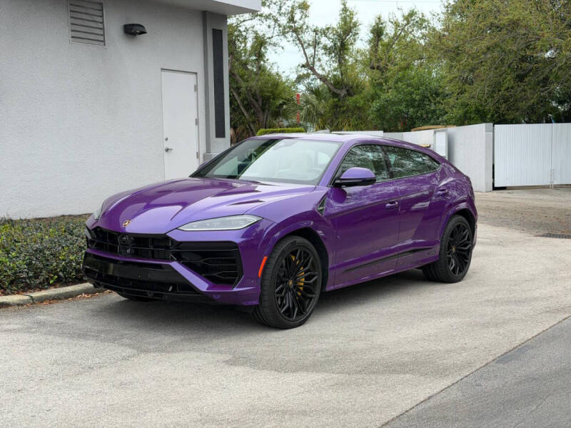 2025 Lamborghini Urus SE