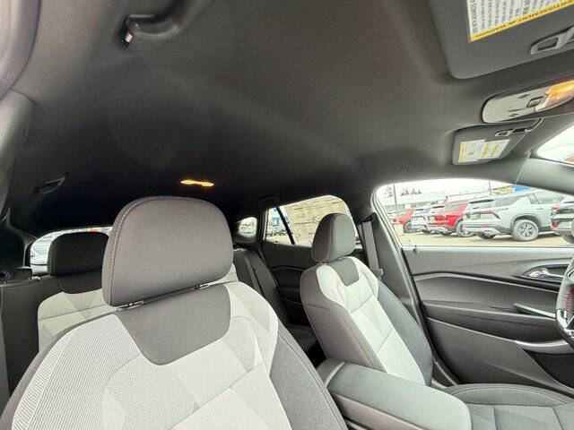 2026 Chevrolet Trax RS