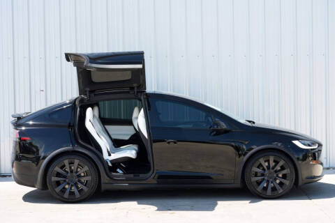 2023 Tesla Model X Standard Range