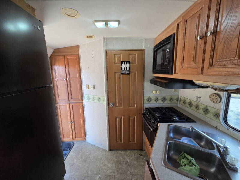 2005 Chevrolet R-Vision Trail Lite Class B