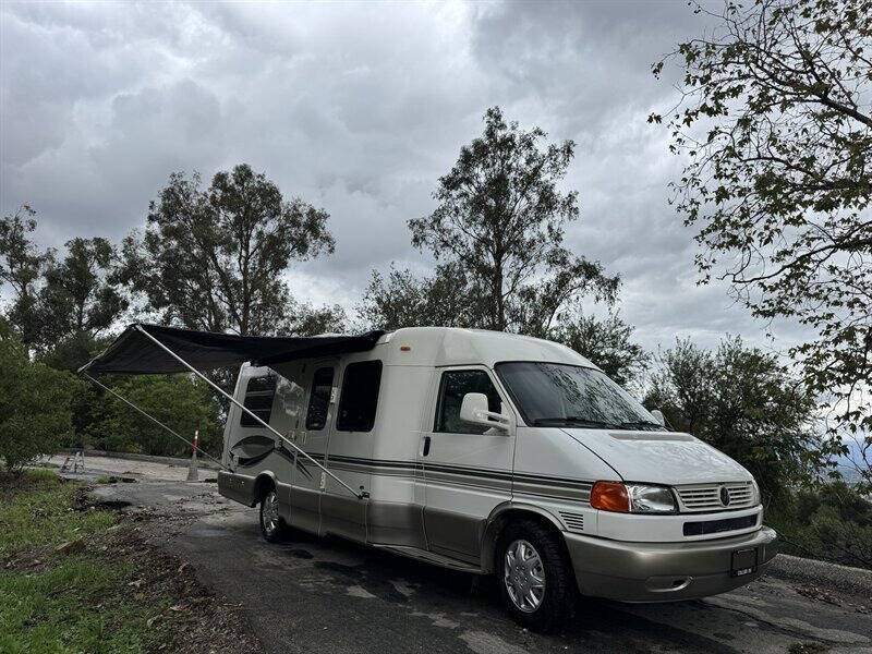 2002 Winnebago Rialta 22QD