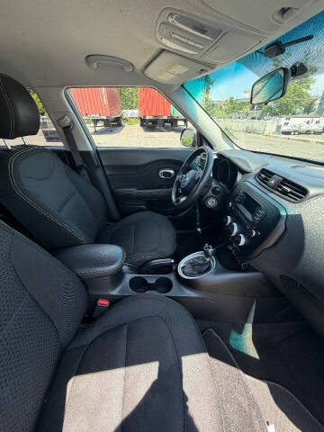 2014 Kia Soul +