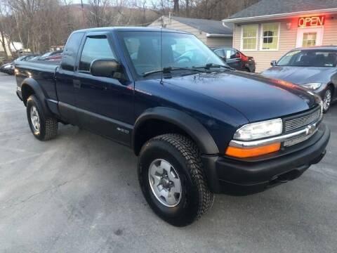 2002 Chevrolet S-10 for sale at INTERNATIONAL AUTO SALES LLC in Latrobe PA