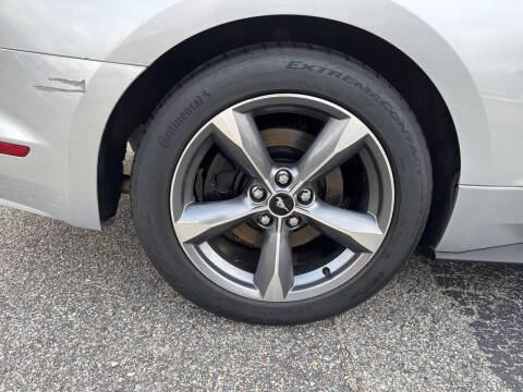 2015 Ford Mustang V6