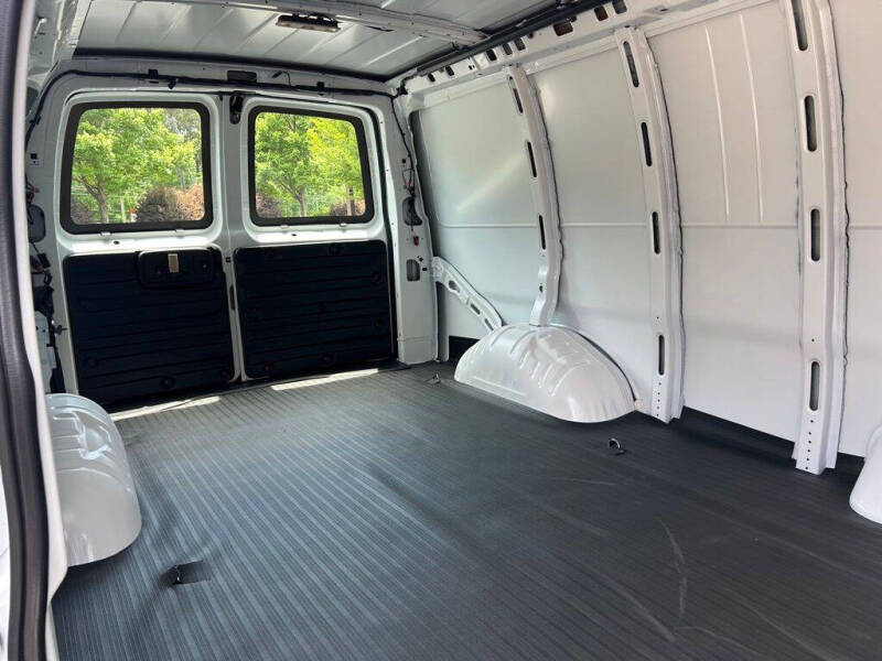 2026 Chevrolet Express 2500