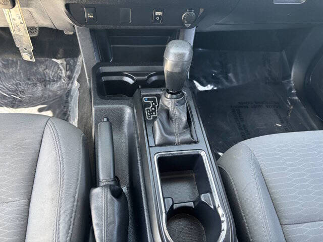 2017 Toyota Tacoma SR5