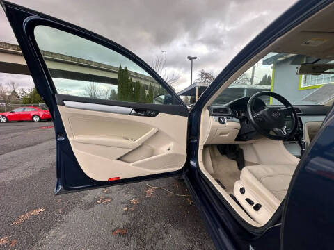 2013 Volkswagen Passat