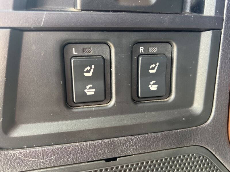 2014 Toyota Sequoia Platinum