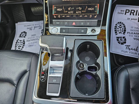 2020 Audi Q8 quattro Premium Plus 55 TFSI