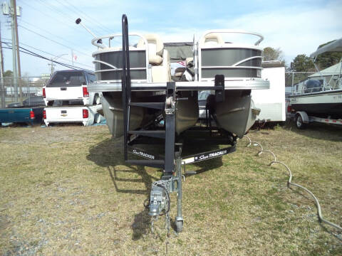 2016 Tracker 22XP3 TRITOON FISHING BARGE