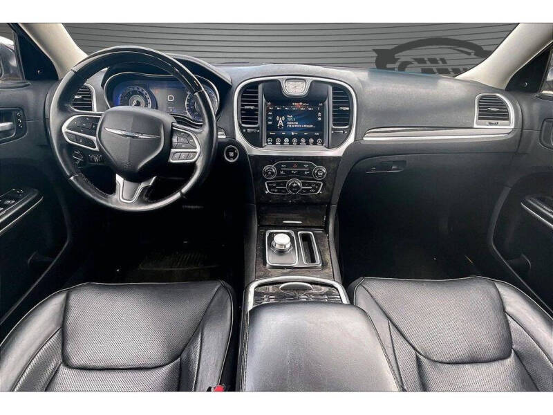 2018 Chrysler 300 Limited