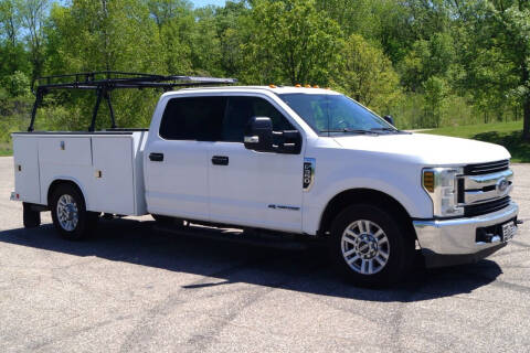 2019 Ford F-350 Super Duty for sale at KA Commercial Trucks, LLC in Dassel MN