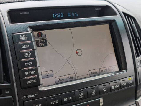 2011 Toyota Land Cruiser