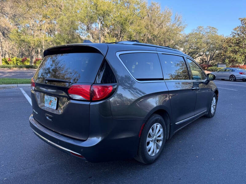 2018 Chrysler Pacifica Touring L