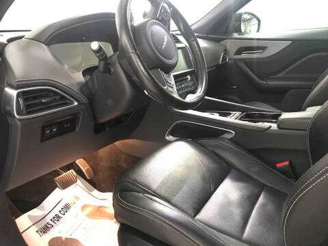 2017 Jaguar F-PACE S