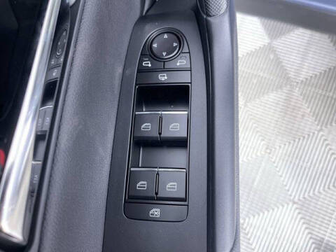 2025 Mazda CX-50 Hybrid Premium Plus