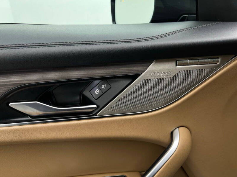 2022 Jaguar F-PACE P250 S