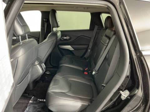 2017 Jeep Cherokee Overland