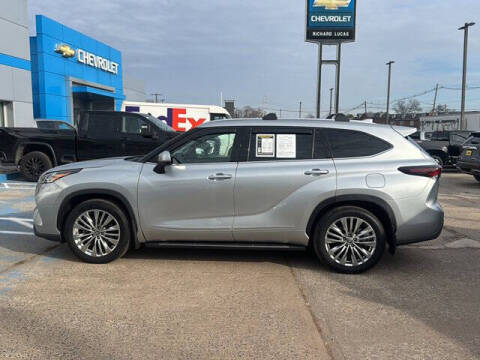 2024 Toyota Highlander Platinum