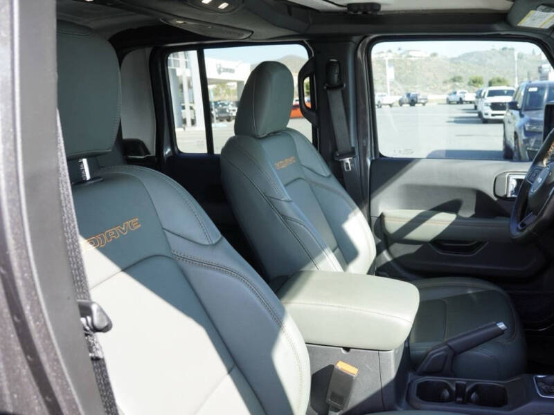 2024 Jeep Gladiator Mojave