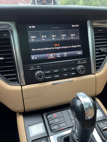 2018 Porsche Macan GTS