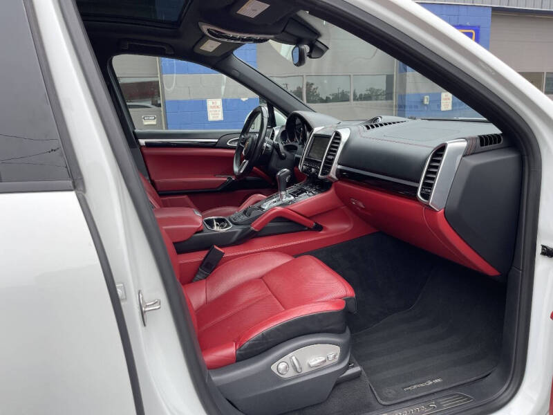 2015 Porsche Cayenne S