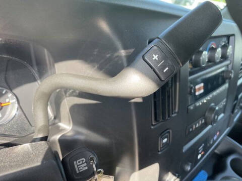 2025 Chevrolet Express 2500