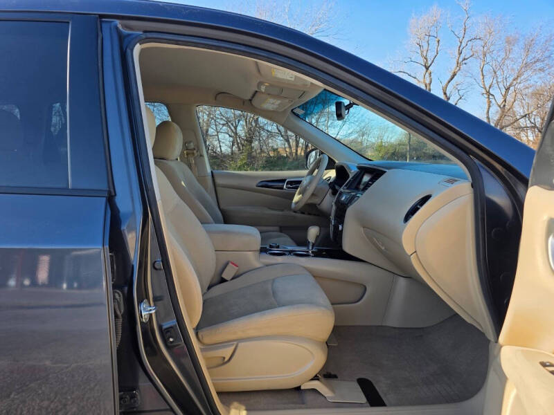 2014 Nissan Pathfinder S