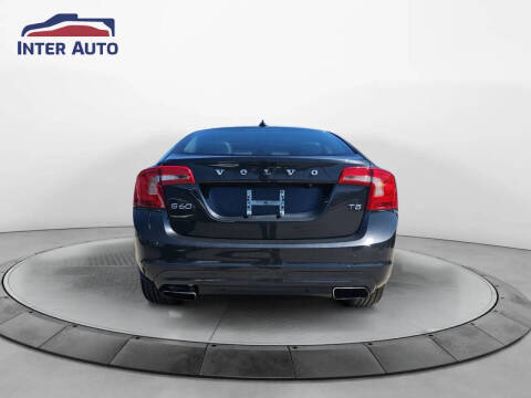 2015 Volvo S60 T5 Drive-E Platinum