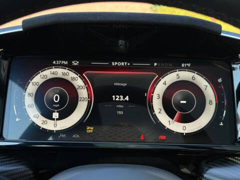 2025 Aston Martin Vanquish