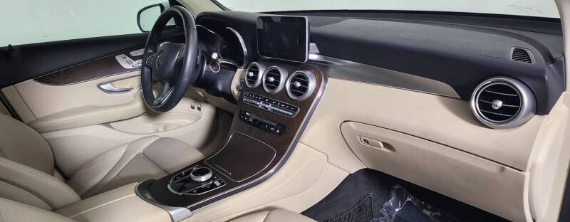 2019 Mercedes-Benz GLC GLC 350e 4MATIC