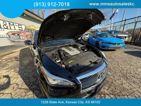 2016 Infiniti Q70 3.7