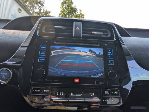 2017 Toyota Prius Four Touring