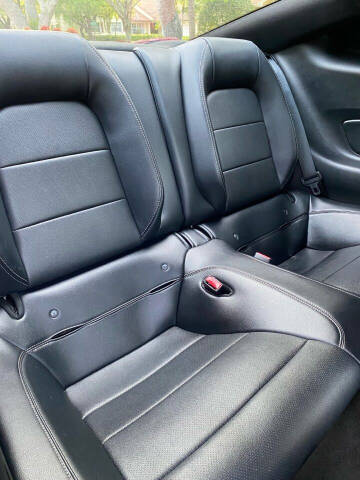 2016 Ford Mustang EcoBoost Premium