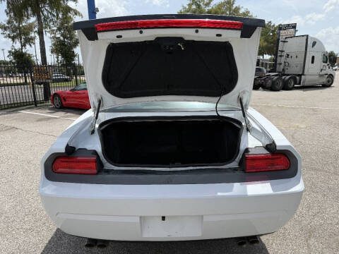 2014 Dodge Challenger SXT