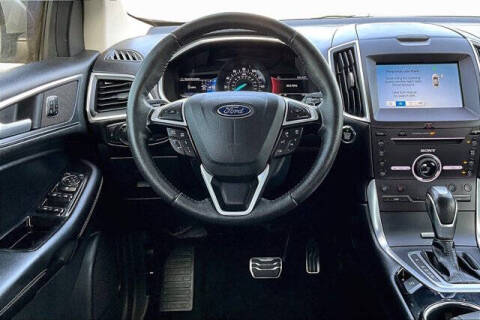 2016 Ford Edge Sport
