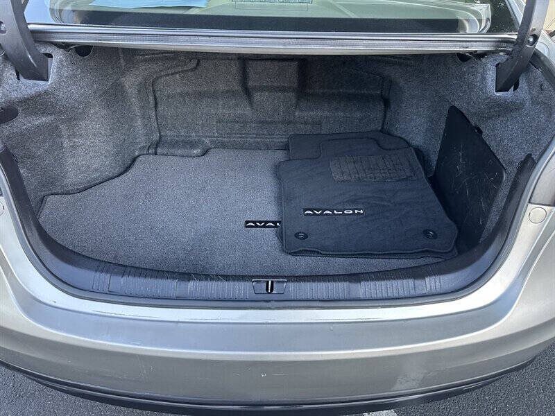 2014 Toyota Avalon Hybrid Limited