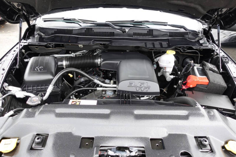 2023 RAM 1500 Classic Express