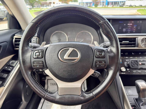 2017 Lexus IS 300