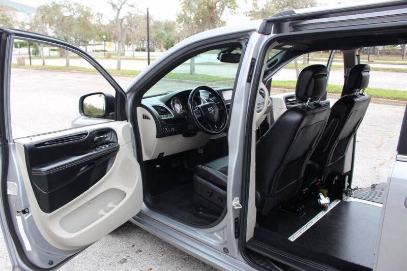 2019 Dodge Grand Caravan SXT