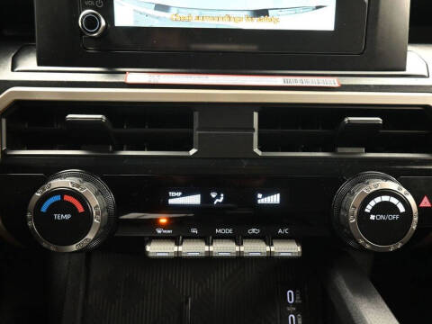 2025 Toyota Tacoma SR