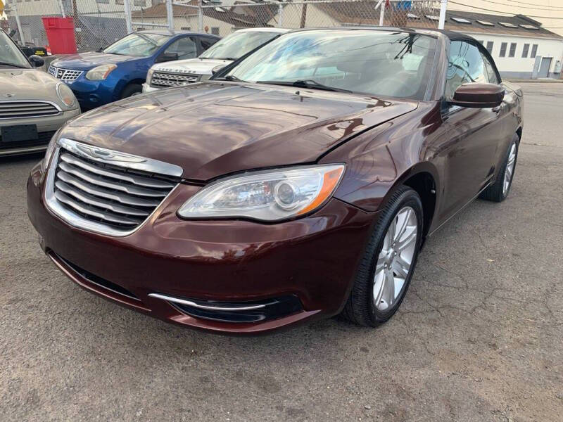 2013 Chrysler 200 Touring