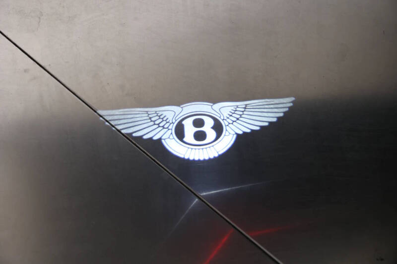 2023 Bentley Bentayga EWB