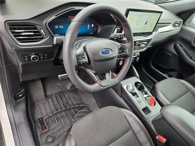 2023 Ford Escape Hybrid ST-Line Elite