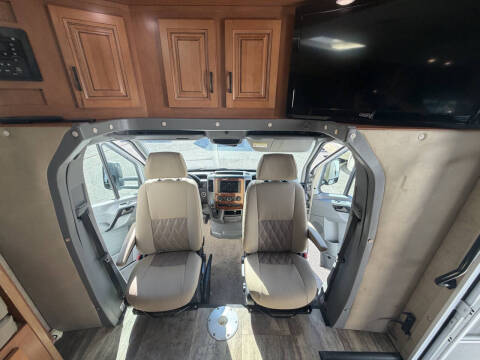 2017 Forest River Sunseeker MBS